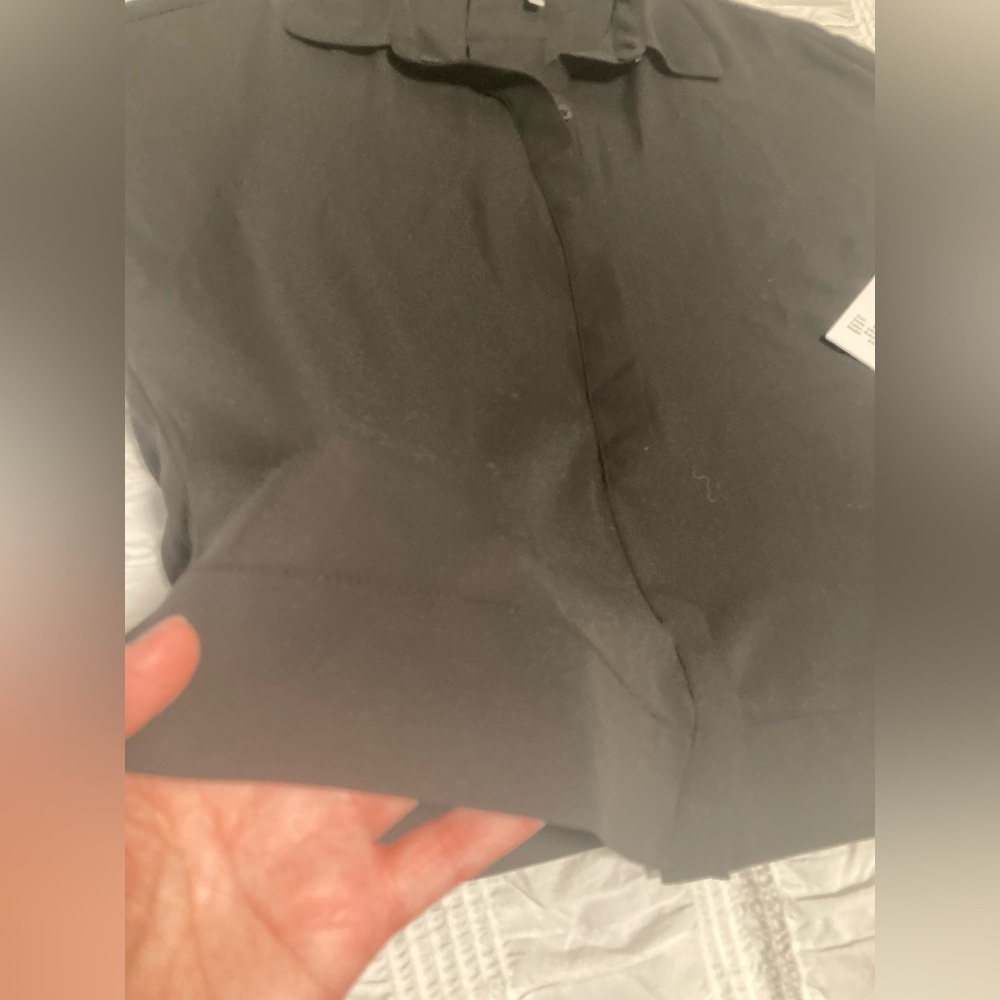 DKNY Black Short-Sleeve Collar Blouse - Picture 8 of 9